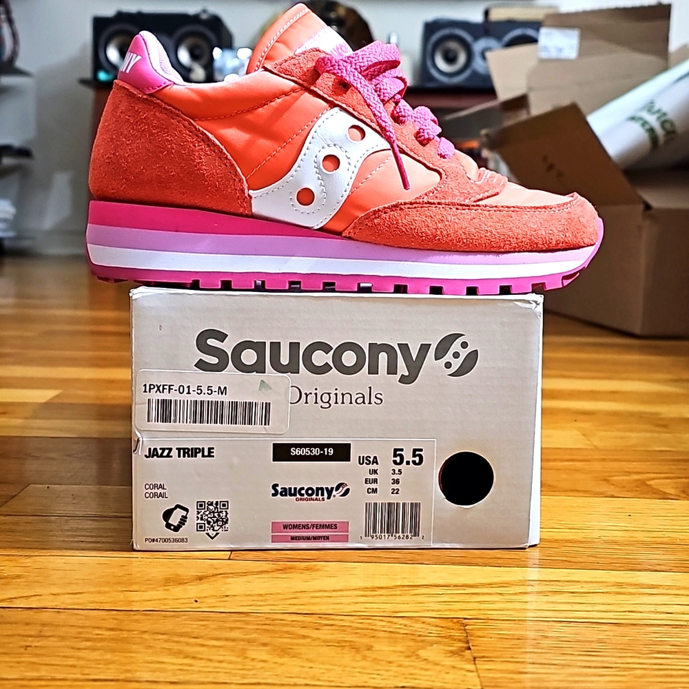 Women's sneakers